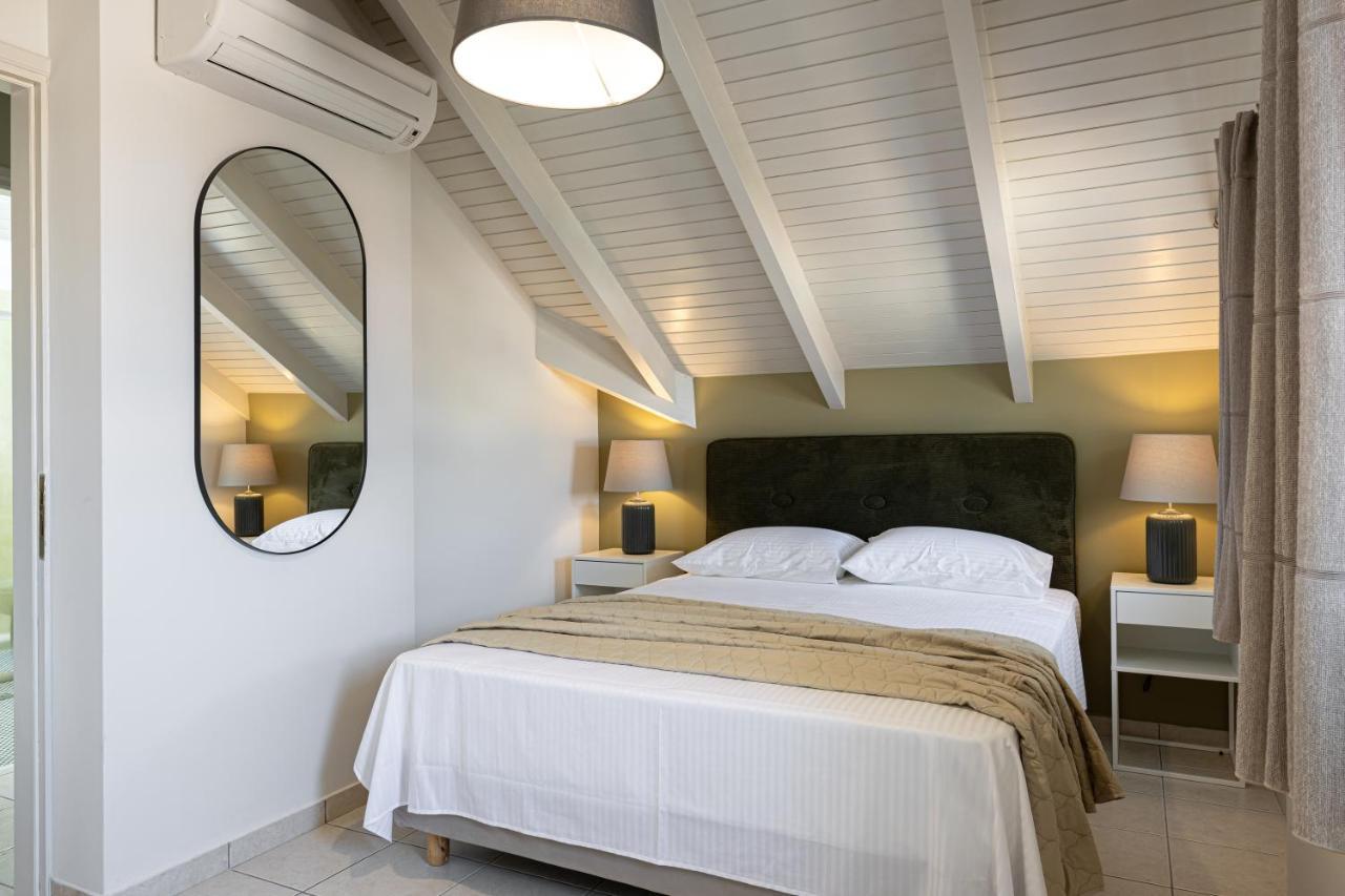 Domus City Apartment Argosztóli Kültér fotó