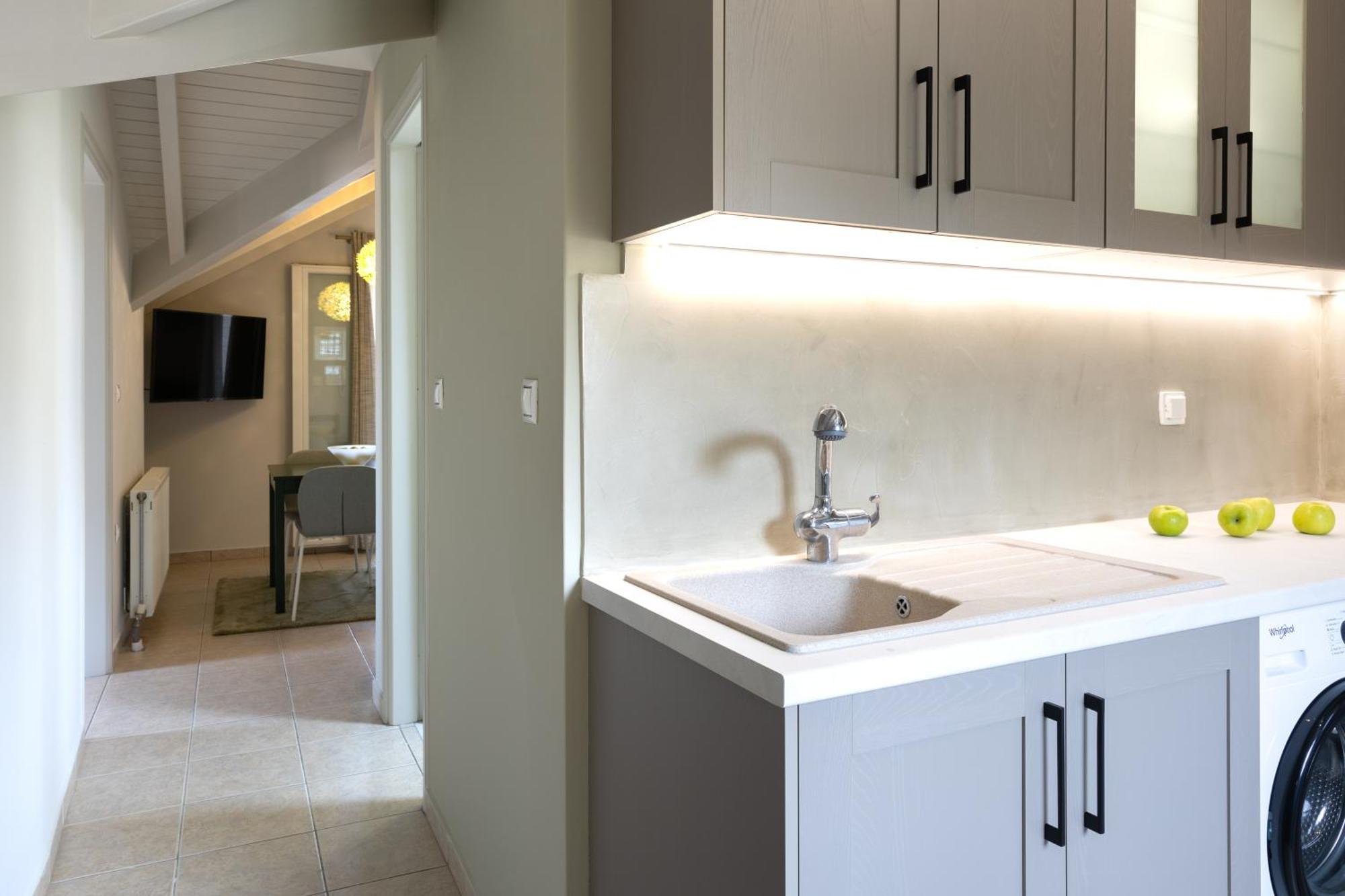 Domus City Apartment Argosztóli Kültér fotó