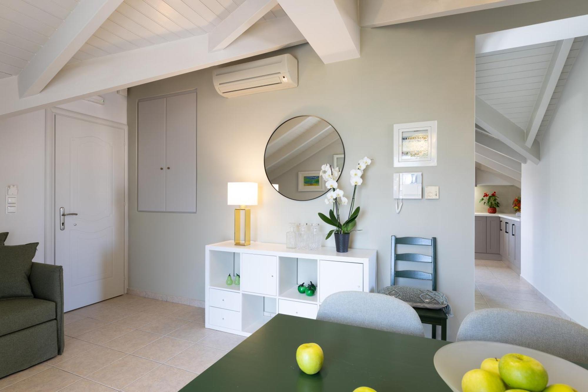 Domus City Apartment Argosztóli Kültér fotó